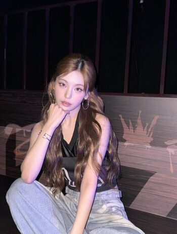 Full leaked Yeji private onlyfans photo