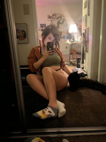 Full leaked Yellowspoongirl private onlyfans photo