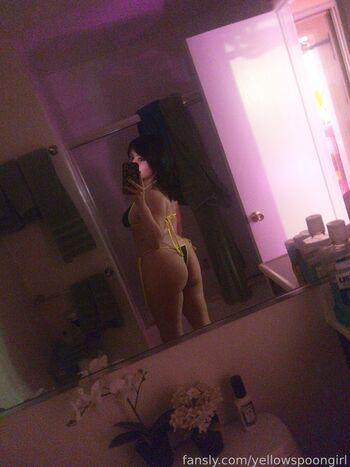 Full leaked Yellowspoongirl private onlyfans photo