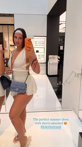 Full leaked Yesjulz  page private onlyfans photo