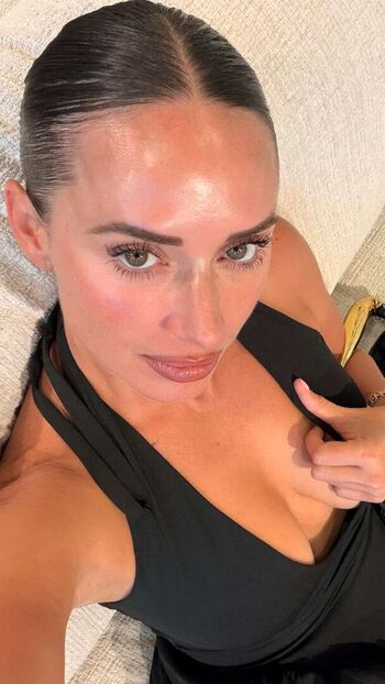 Full leaked Yesjulz private onlyfans photo