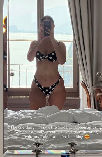 Full leaked Yesjulz private onlyfans photo