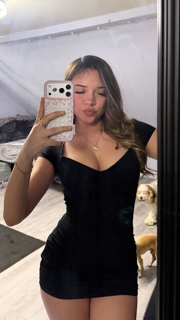 Full leaked Yessseeeniiaa page private onlyfans photo