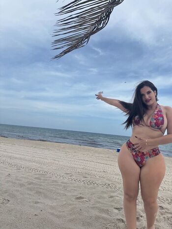 Full leaked Yilian cruz private onlyfans photo