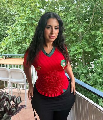 Full leaked Lauranatali/ private onlyfans photo
