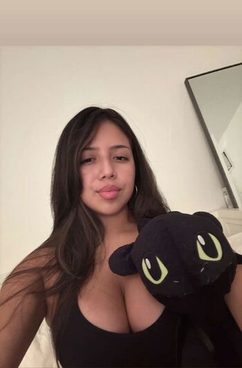 Full leaked Yofavgirlx private onlyfans photo