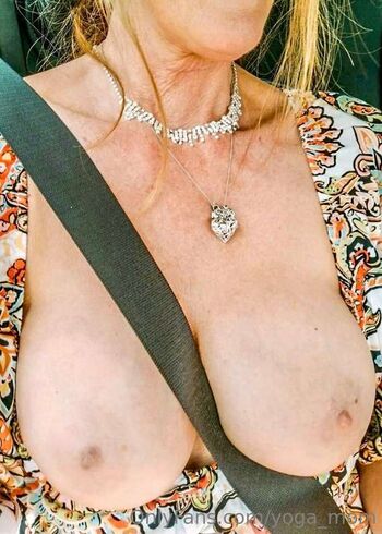 Full leaked Yoga mom private onlyfans photo