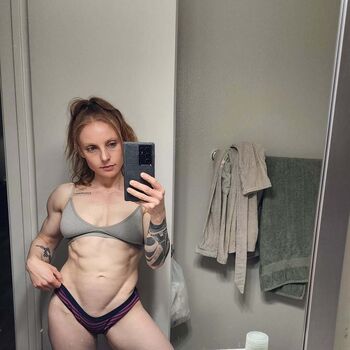 Full leaked Yogurtsandworkouts private onlyfans photo