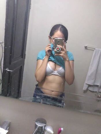 Full leaked Yolotzin yuvin private onlyfans photo
