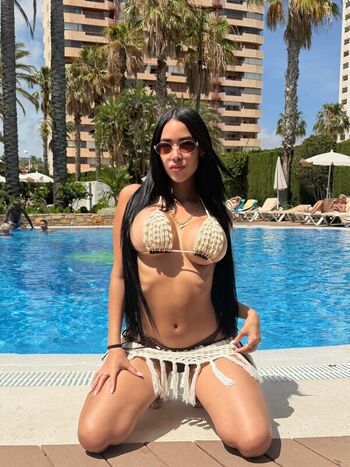 Full leaked Yosmi thalia private onlyfans photo