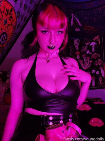 Full leaked Youngdolly page private onlyfans photo