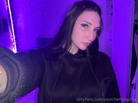 yourcherrysgirlyx