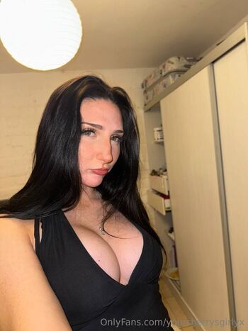 Full leaked Yourcherrysgirlyx private onlyfans photo