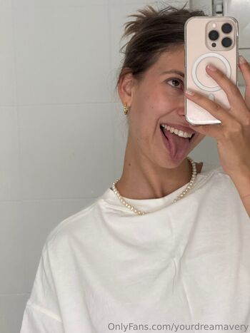 Full leaked Yourdreamavery private onlyfans photo