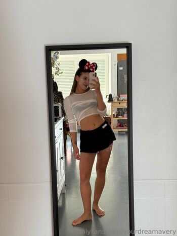 Full leaked Yourdreamavery private onlyfans photo