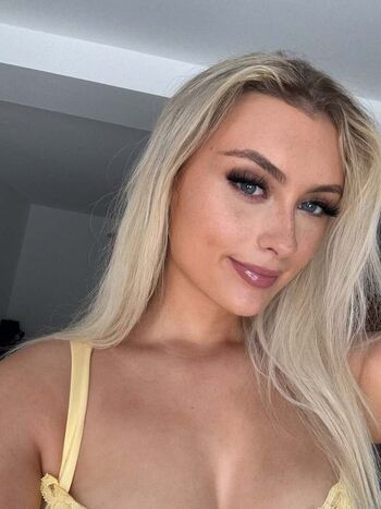 Full leaked Yourfavgia private onlyfans photo