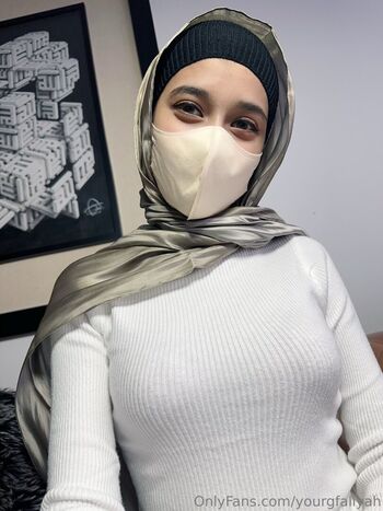 yourgfaliyah
