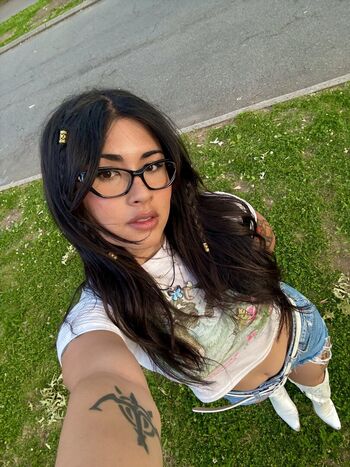 Full leaked Yourprincesslol private onlyfans photo