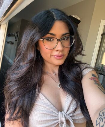 Full leaked Yourprincesslol private onlyfans photo