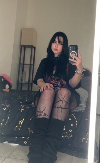 Full leaked Yslkirby private onlyfans photo