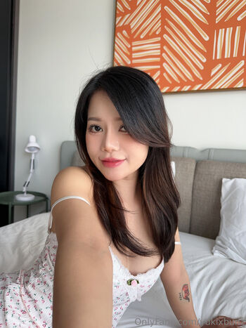 Full leaked Yukixbunz private onlyfans photo