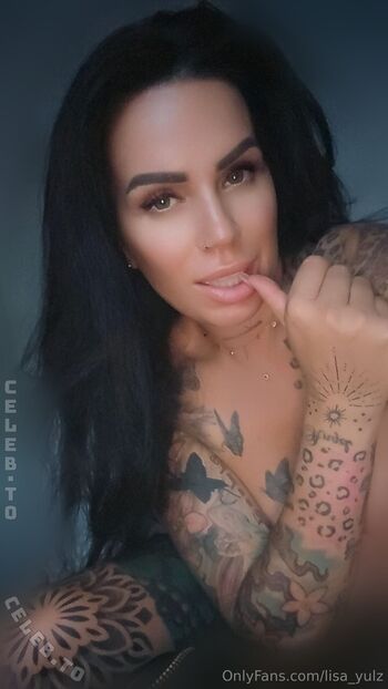 Full leaked Yulz inked page private onlyfans photo