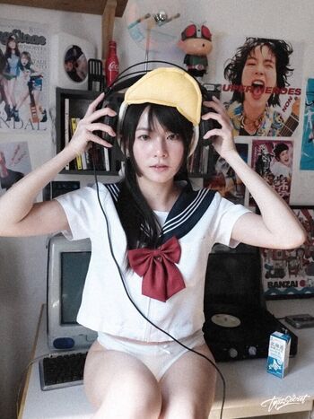 Full leaked Yunjing saehun page private onlyfans photo