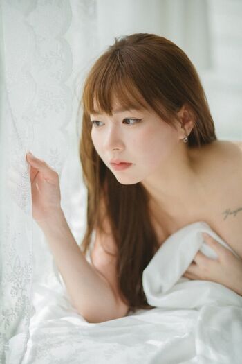 Full leaked Yunjing saehun private onlyfans photo
