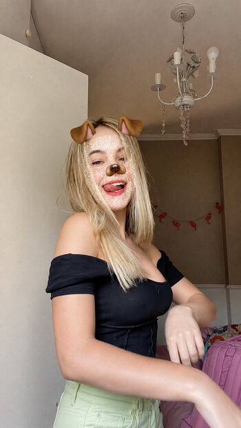 Full leaked Yunna claudino private onlyfans photo