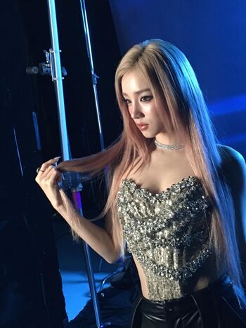 Full leaked Rita ora / private onlyfans photo