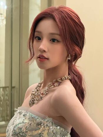 Full leaked Yuqi private onlyfans photo