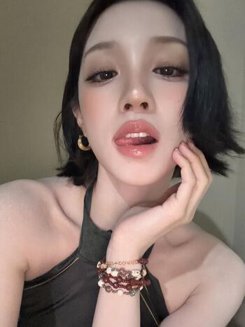 Full leaked Marzzzz/ private onlyfans photo