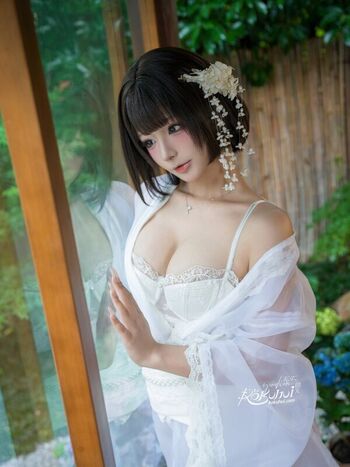Full leaked Yuuhuia page private onlyfans photo