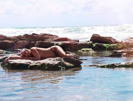 Full leaked Yuval gold private onlyfans photo