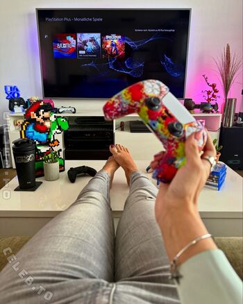 Full leaked Yve gaming private onlyfans photo