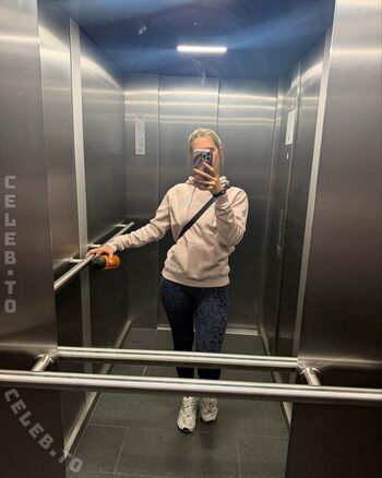 Full leaked Yve gaming private onlyfans photo