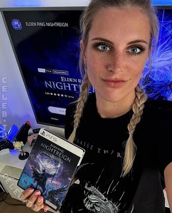 Full leaked Yve gaming private onlyfans photo