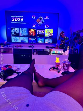 Full leaked Yve gaming private onlyfans photo