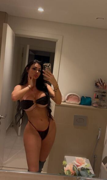 yvonne_bar