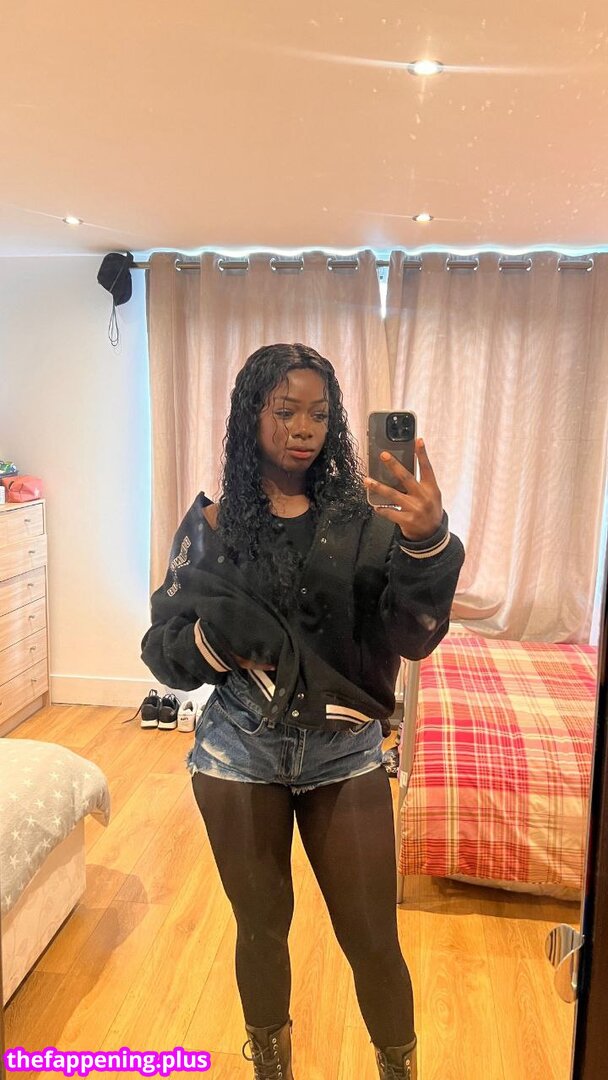 Yyaizabennett Çıplak OnlyFans Fotoğrafı #4