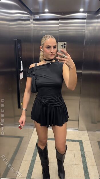 Full leaked Zahn aerztin private onlyfans photo