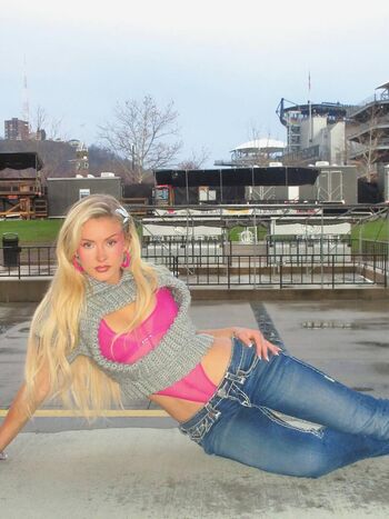 Full leaked Zara larsson  page private onlyfans photo