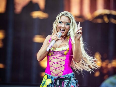 Full leaked Zara larsson  page private onlyfans photo