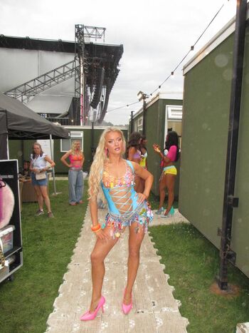 Full leaked Zara larsson  page private onlyfans photo