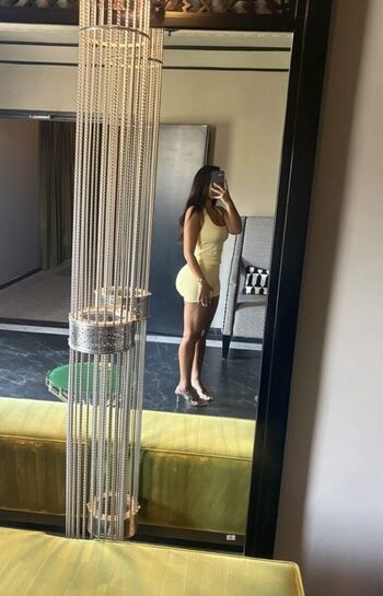 Full leaked Zarah staar private onlyfans photo