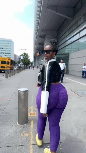 Full leaked Baby xian/ private onlyfans photo