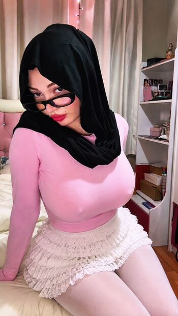 Full leaked Zelal private onlyfans photo