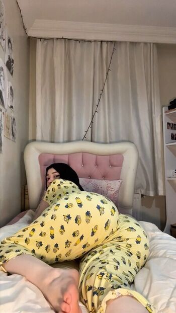 Full leaked Zelal private onlyfans photo