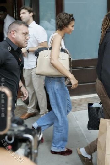 Full leaked Zendaya page private onlyfans photo