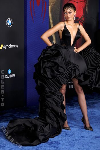 Full leaked Zendaya page private onlyfans photo